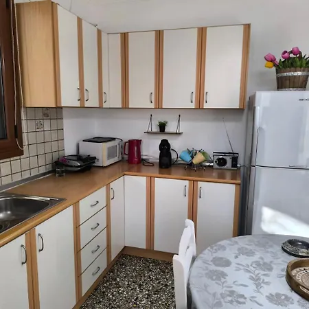 Διαμέρισμα Katerina's Family House *